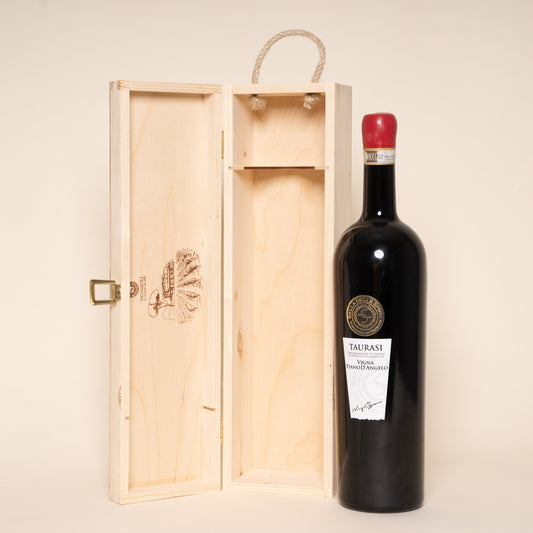 Confezione in legno Magnum Taurasi DOCG "Vigna Piano d'Angelo" 2018