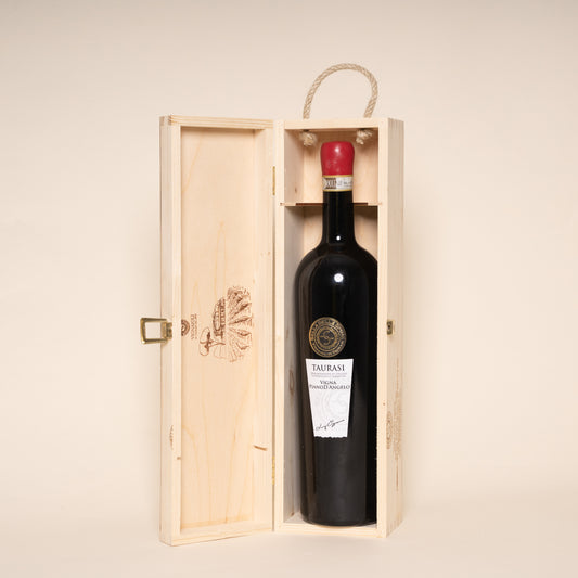Confezione in legno Magnum Taurasi DOCG "Vigna Piano d'Angelo" 2018